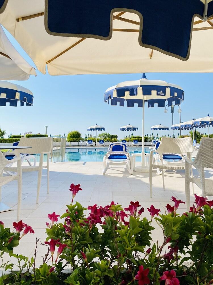 Hotel Florida Lido di Jesolo Exterior foto